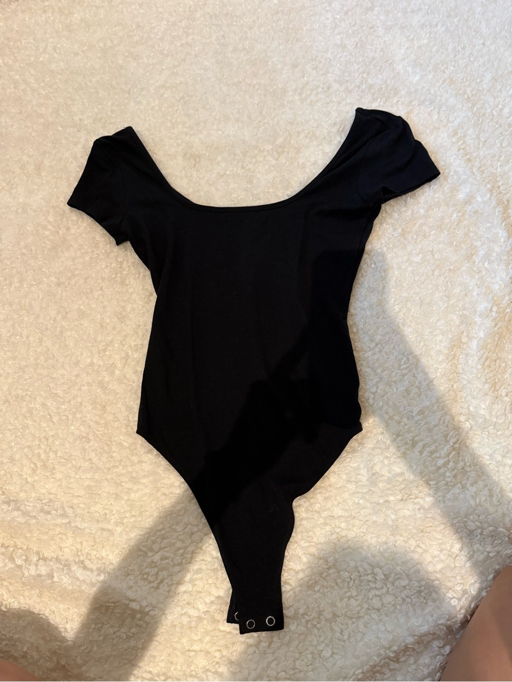 American Eagle Black Short Sleeve Scoop-Neck Bodysuit